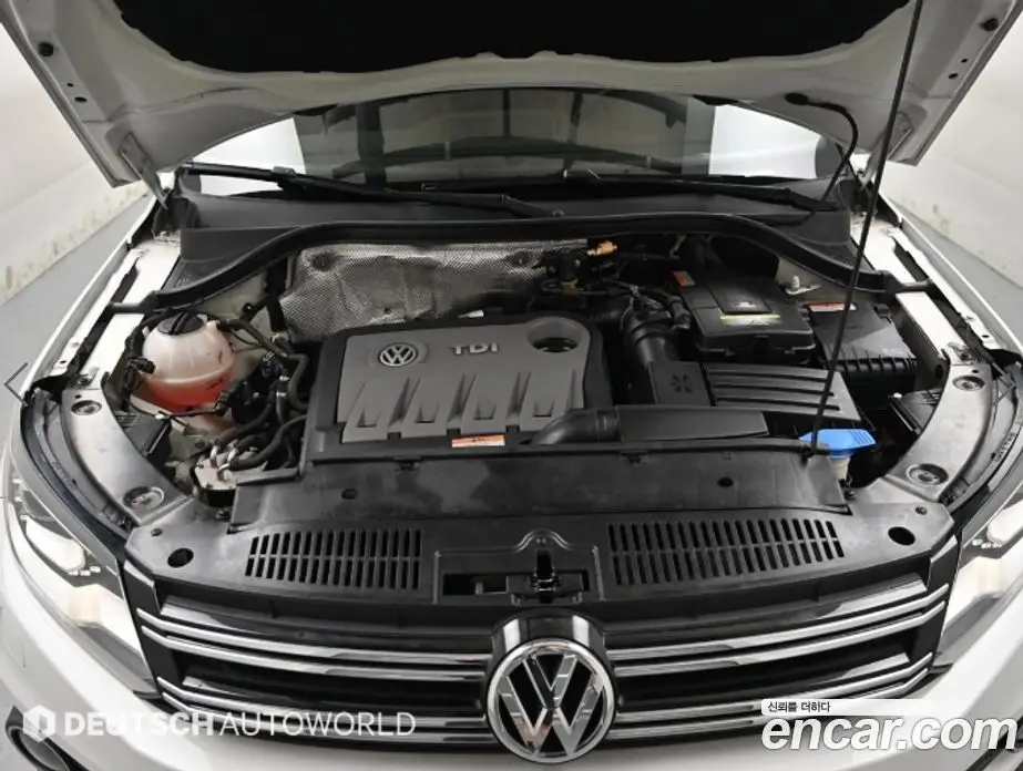 Volkswagen Tiguan 2015 2.0 автомат (гидро), фото 6 Volkswagen Tiguan 2015 2.0 автомат (гидро), фото 6