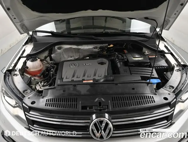 Volkswagen Tiguan 2015 2.0 автомат (гидро), миниатюра 6 Volkswagen Tiguan 2015 2.0 автомат (гидро), миниатюра 6