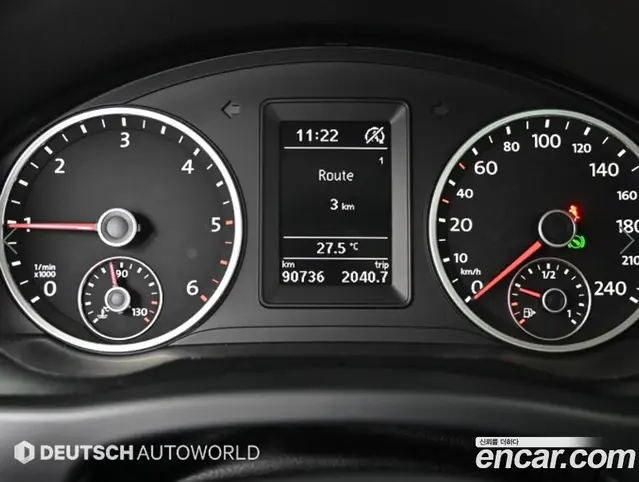 Volkswagen Tiguan 2015 2.0 автомат (гидро), миниатюра 8 Volkswagen Tiguan 2015 2.0 автомат (гидро), миниатюра 8