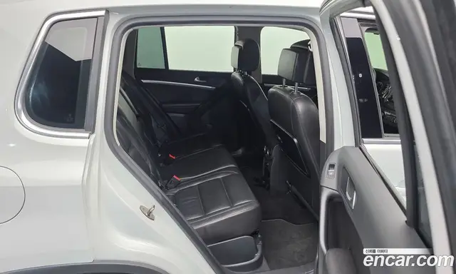Volkswagen Tiguan 2015 2.0 автомат (гидро), миниатюра 12