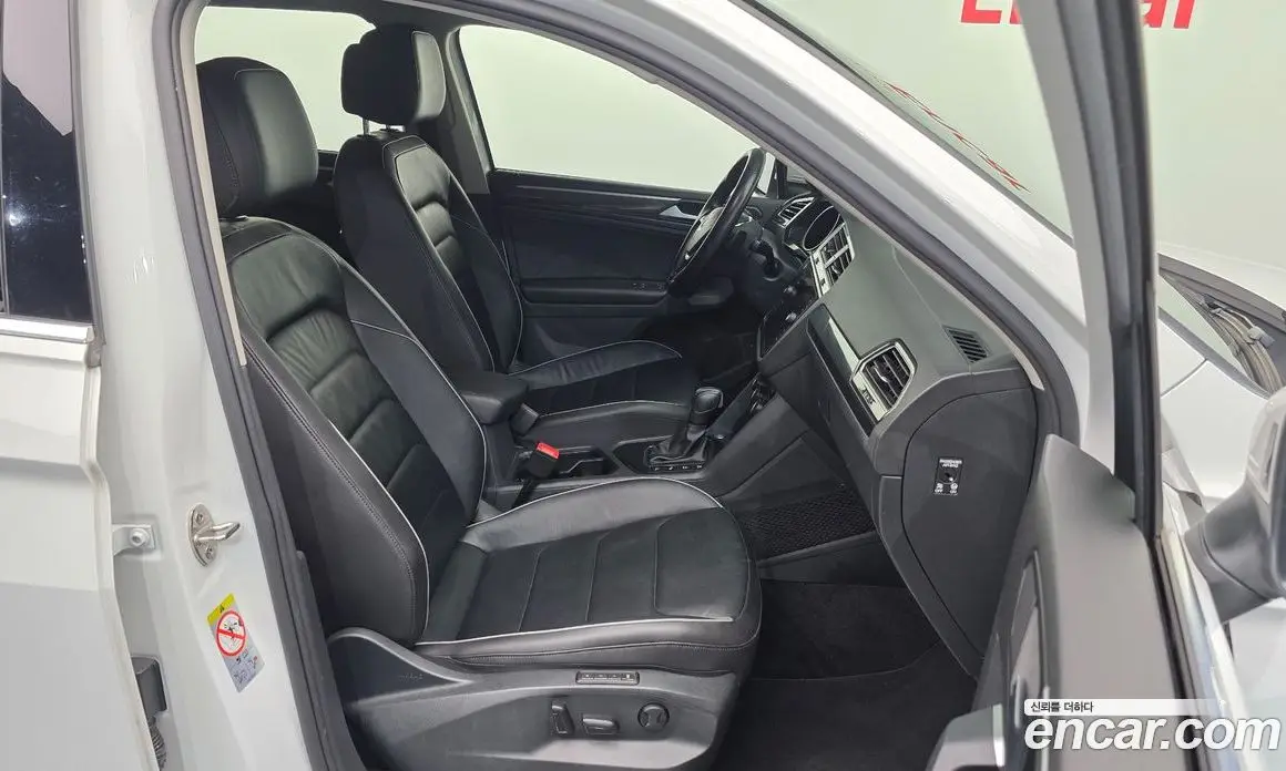 Volkswagen Tiguan 2019 2.0 автомат (гидро), фото 11 Volkswagen Tiguan 2019 2.0 автомат (гидро), фото 11