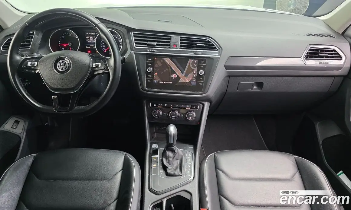Volkswagen Tiguan 2019 2.0 автомат (гидро), фото 7 Volkswagen Tiguan 2019 2.0 автомат (гидро), фото 7