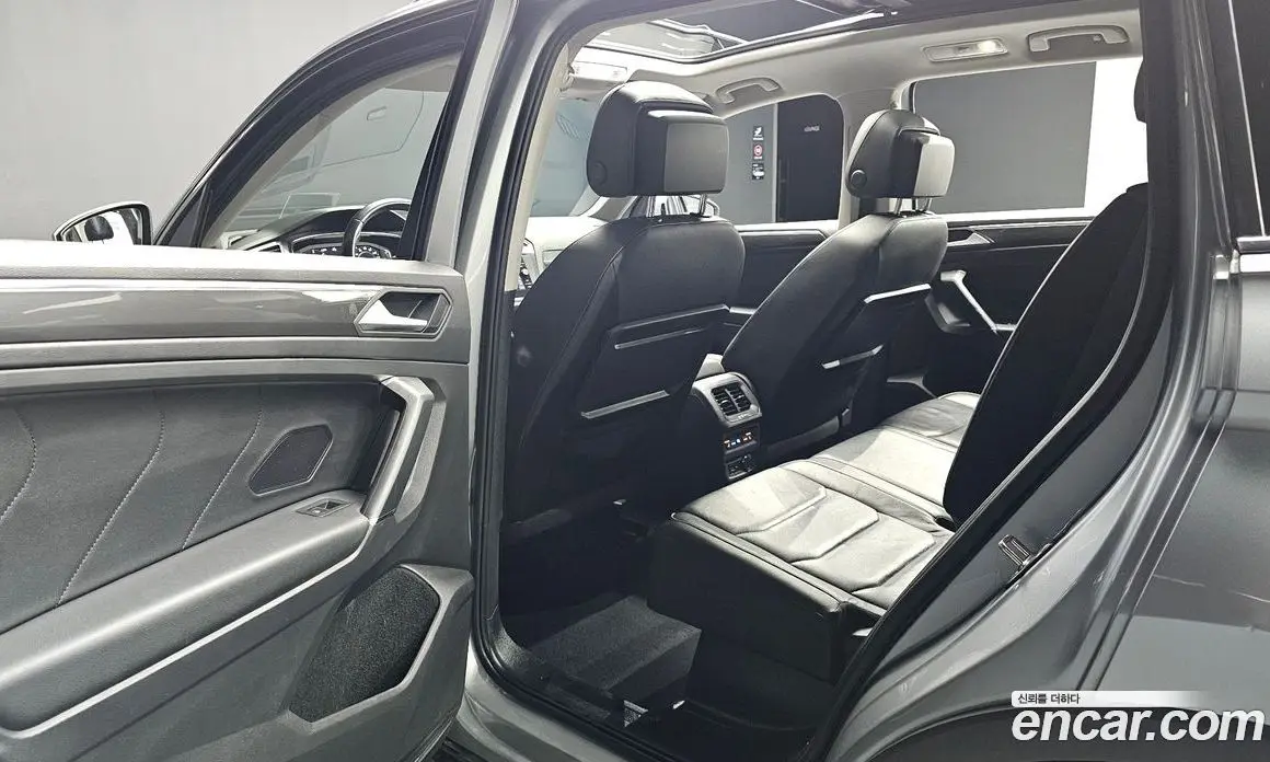 Volkswagen Tiguan 2020 2.0 автомат (гидро), фото 16 Volkswagen Tiguan 2020 2.0 автомат (гидро), фото 16