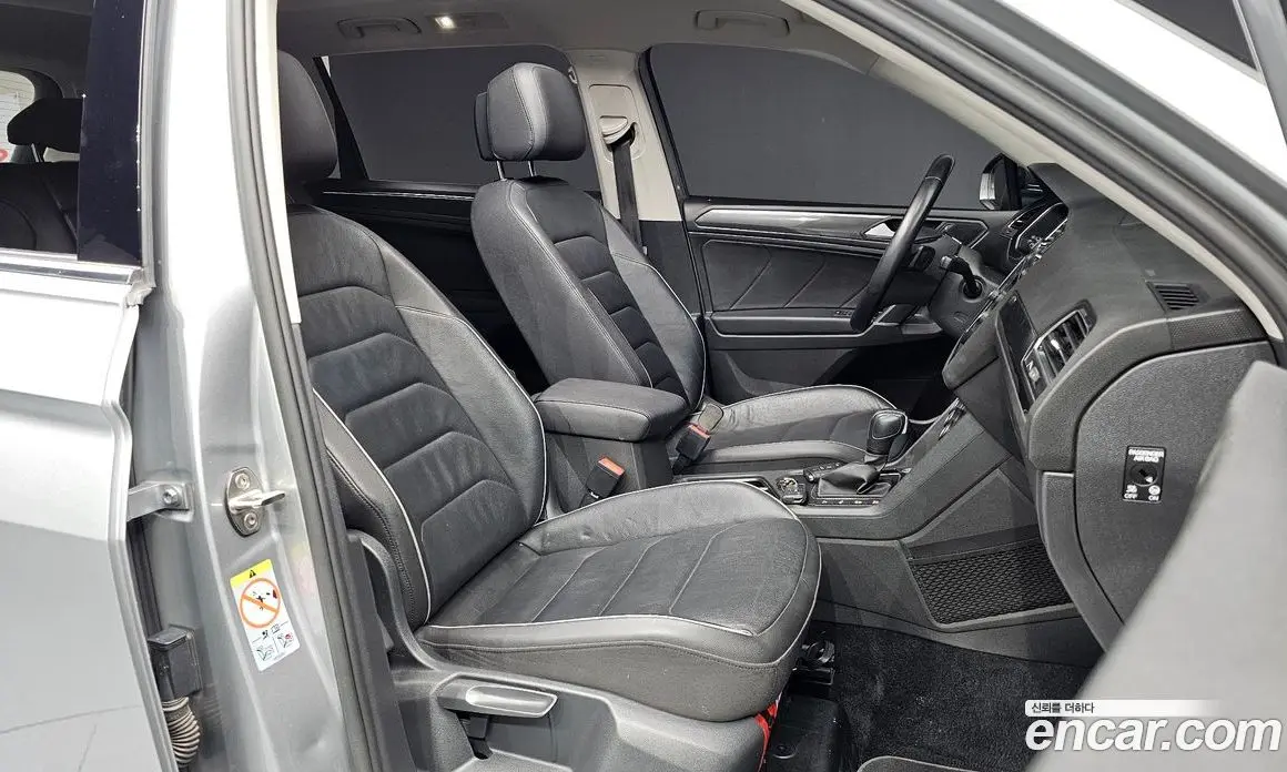 Volkswagen Tiguan 2020 2.0 автомат (гидро), фото 17 Volkswagen Tiguan 2020 2.0 автомат (гидро), фото 17