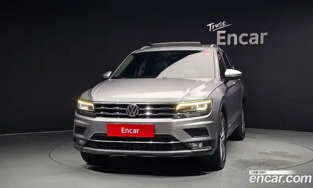 Volkswagen Tiguan 2020 2.0 автомат (гидро), миниатюра 3 Volkswagen Tiguan 2020 2.0 автомат (гидро), миниатюра 3