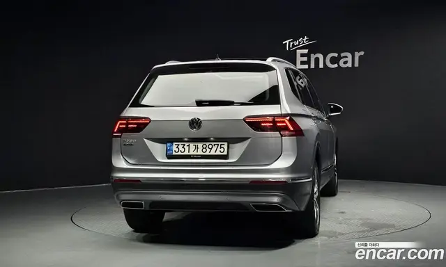 Volkswagen Tiguan 2020 2.0 автомат (гидро), миниатюра 4 Volkswagen Tiguan 2020 2.0 автомат (гидро), миниатюра 4