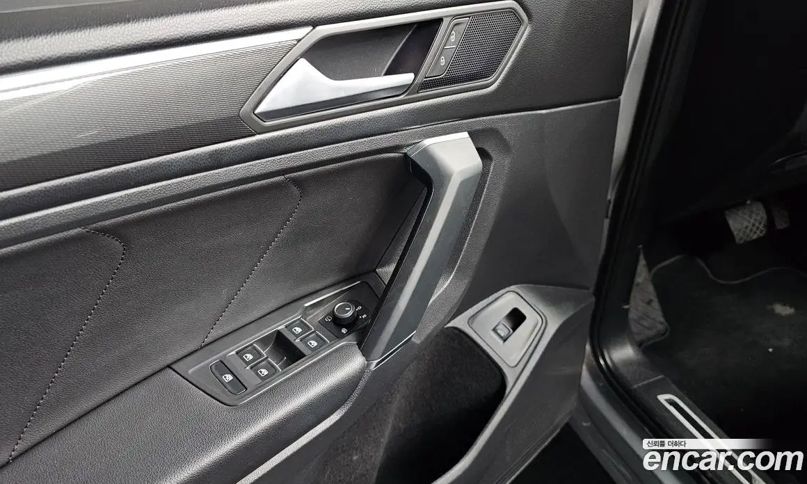 Volkswagen Tiguan 2020 2.0 автомат (гидро), фото 32 Volkswagen Tiguan 2020 2.0 автомат (гидро), фото 32