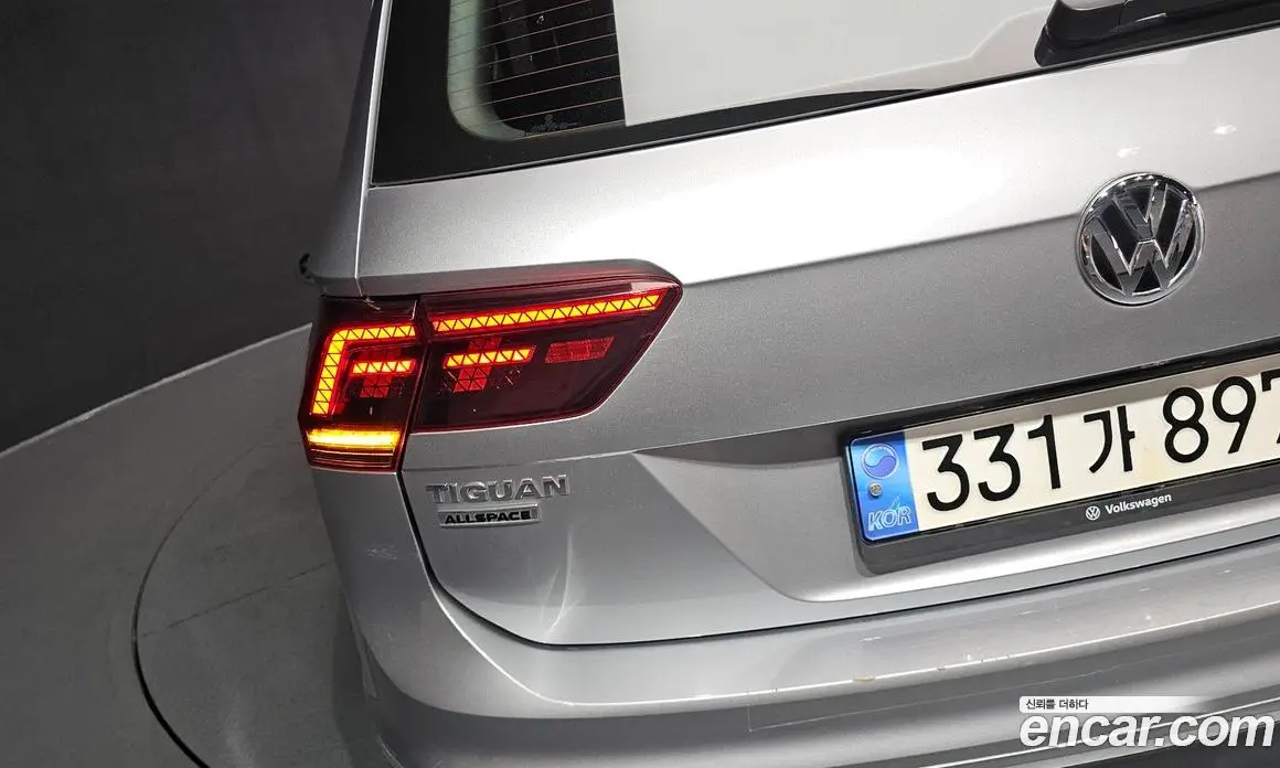 Volkswagen Tiguan 2020 2.0 автомат (гидро), фото 9 Volkswagen Tiguan 2020 2.0 автомат (гидро), фото 9