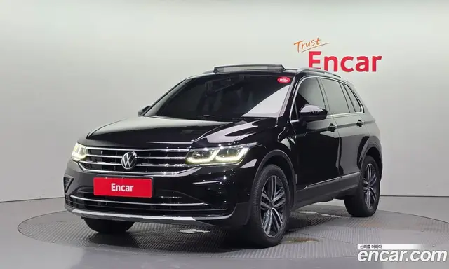 Volkswagen Tiguan 2022 2.0 автомат (гидро), миниатюра 1 Volkswagen Tiguan 2022 2.0 автомат (гидро), миниатюра 1