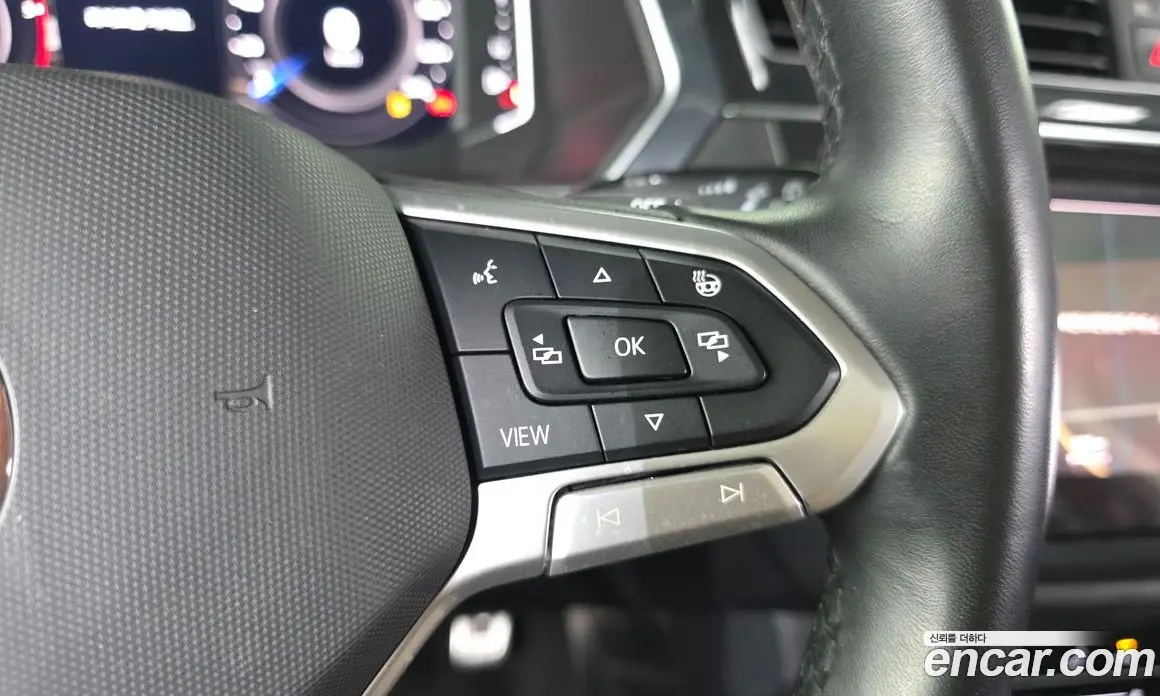 Volkswagen Tiguan 2022 2.0 автомат (гидро), фото 22 Volkswagen Tiguan 2022 2.0 автомат (гидро), фото 22