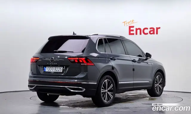 Volkswagen Tiguan 2022 2.0 автомат (гидро), миниатюра 2 Volkswagen Tiguan 2022 2.0 автомат (гидро), миниатюра 2