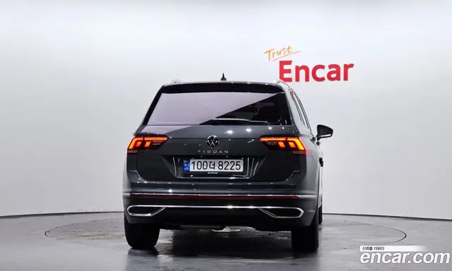 Volkswagen Tiguan 2022 2.0 автомат (гидро), миниатюра 4 Volkswagen Tiguan 2022 2.0 автомат (гидро), миниатюра 4