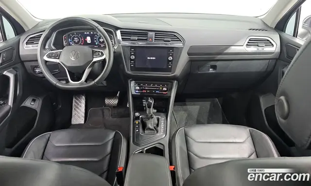 Volkswagen Tiguan 2022 2.0 автомат (гидро), миниатюра 10 Volkswagen Tiguan 2022 2.0 автомат (гидро), миниатюра 10
