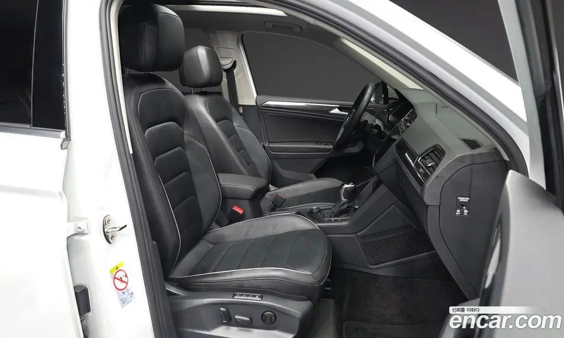 Volkswagen Tiguan 2023 2.0 автомат (гидро), фото 11