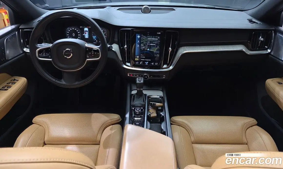 Volvo V60 2019 2.0 автомат (гидро), фото 10 Volvo V60 2019 2.0 автомат (гидро), фото 10