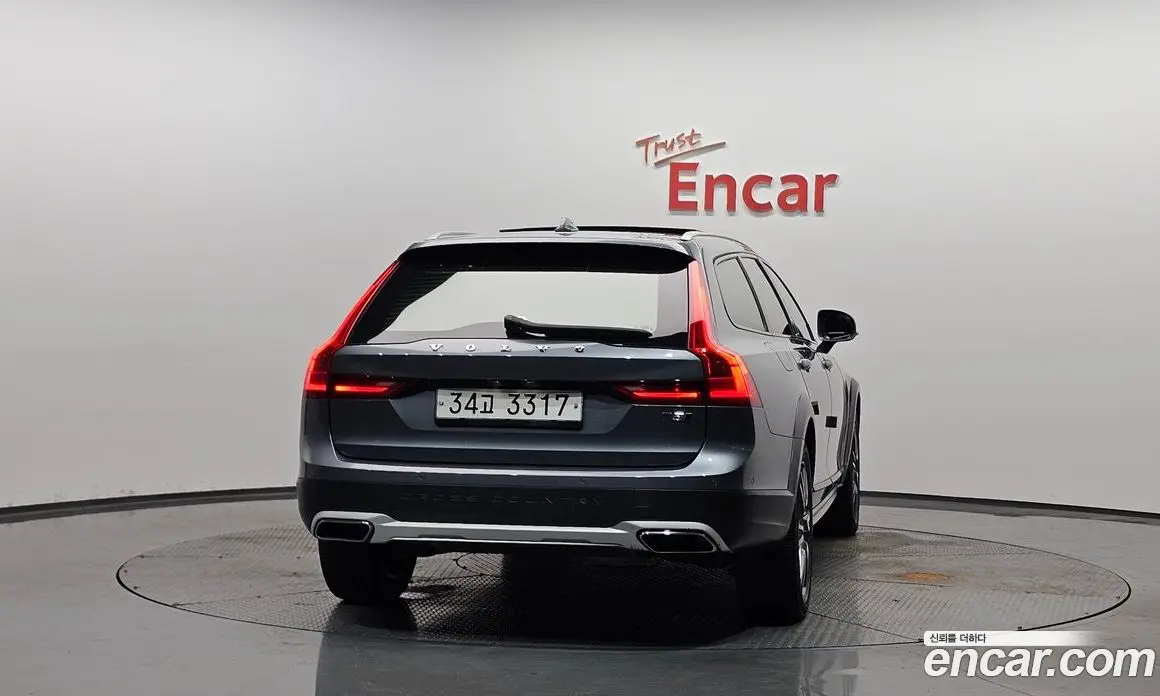 Volvo V90 2019 2.0 автомат (гидро), фото 3 Volvo V90 2019 2.0 автомат (гидро), фото 3