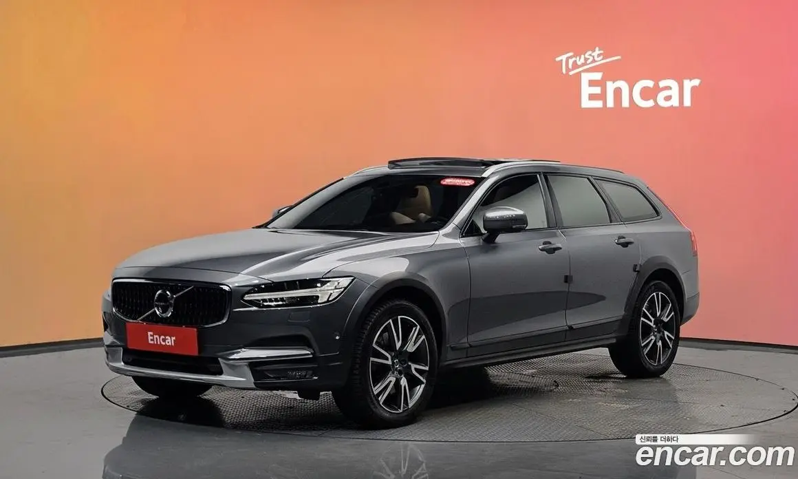 Volvo V90 2019 2.0 автомат (гидро), фото 37 Volvo V90 2019 2.0 автомат (гидро), фото 37