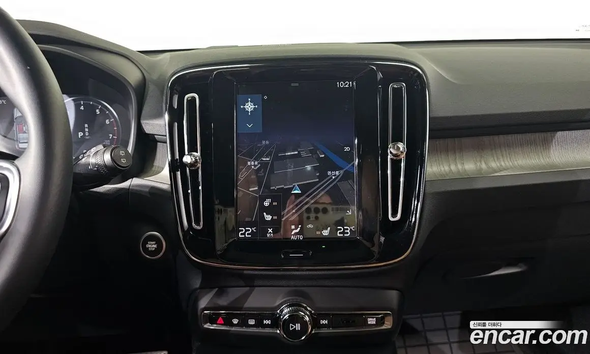Volvo XC40 2020 2.0 автомат (гидро), фото 18 Volvo XC40 2020 2.0 автомат (гидро), фото 18