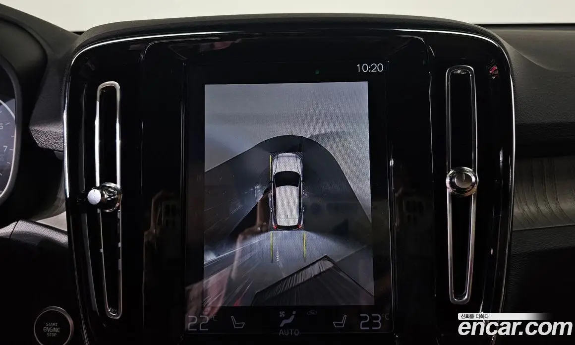 Volvo XC40 2020 2.0 автомат (гидро), фото 20 Volvo XC40 2020 2.0 автомат (гидро), фото 20