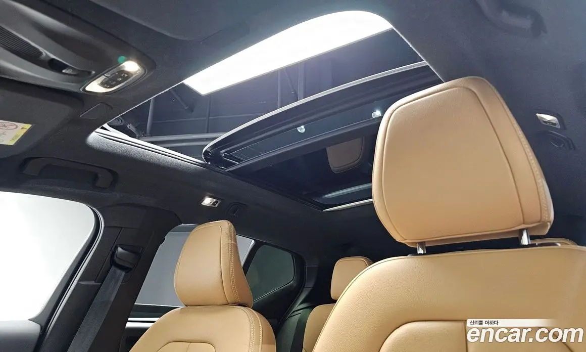 Volvo XC40 2020 2.0 автомат (гидро), фото 21 Volvo XC40 2020 2.0 автомат (гидро), фото 21