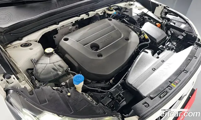Volvo XC40 2020 2.0 автомат (гидро), миниатюра 6 Volvo XC40 2020 2.0 автомат (гидро), миниатюра 6