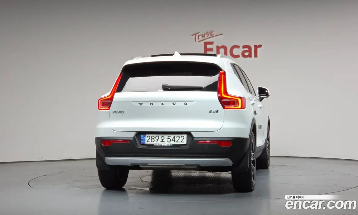 Volvo XC40 2021 2.0 автомат (гидро), фото 3 Volvo XC40 2021 2.0 автомат (гидро), фото 3