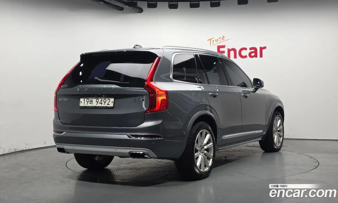 Volvo XC90 2017 2.0 автомат (гидро), фото 2 Volvo XC90 2017 2.0 автомат (гидро), фото 2