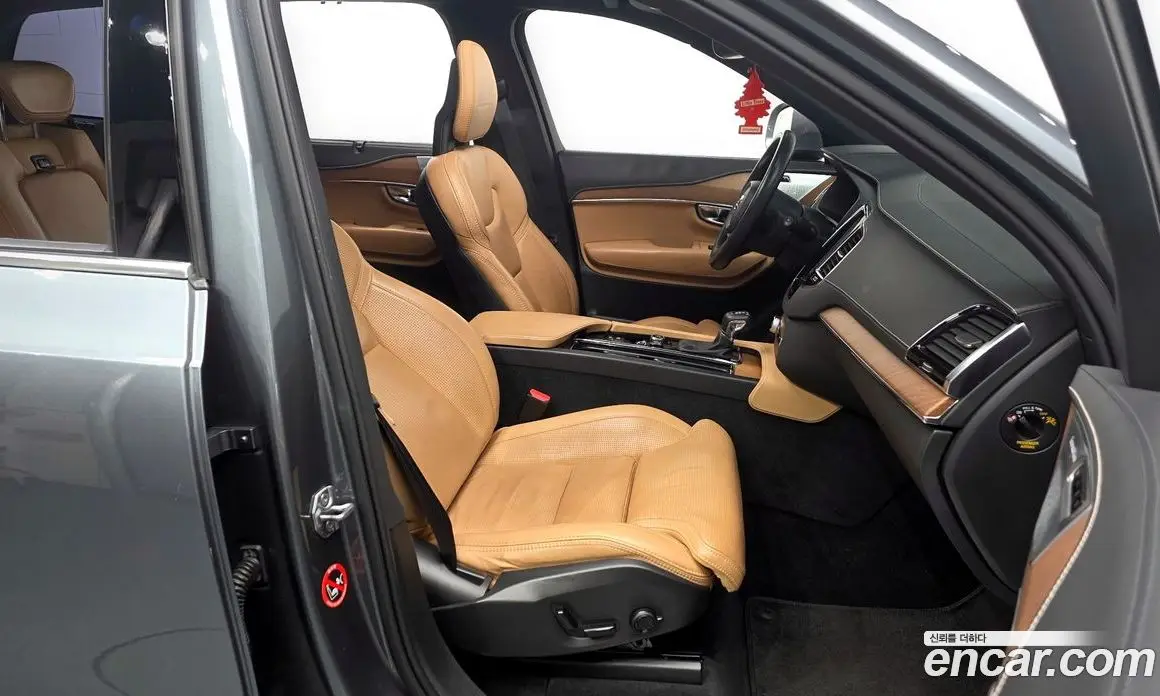 Volvo XC90 2017 2.0 автомат (гидро), фото 11 Volvo XC90 2017 2.0 автомат (гидро), фото 11