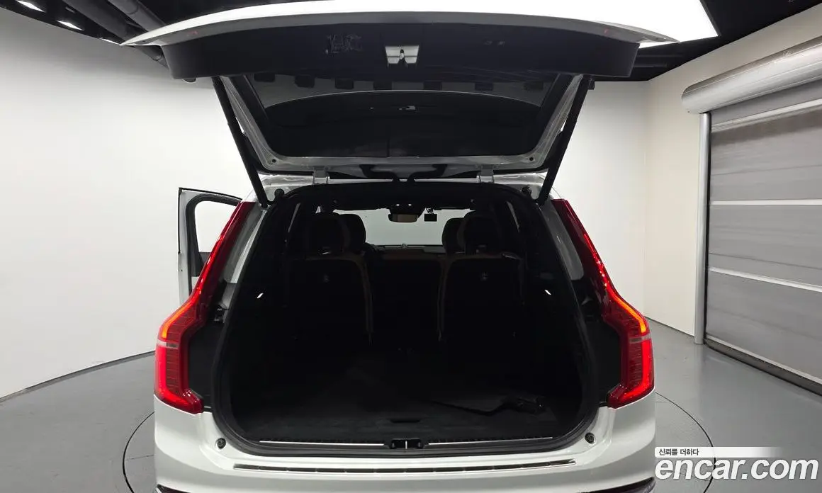 Volvo XC90 2022 2.0 автомат (гидро), фото 20 Volvo XC90 2022 2.0 автомат (гидро), фото 20