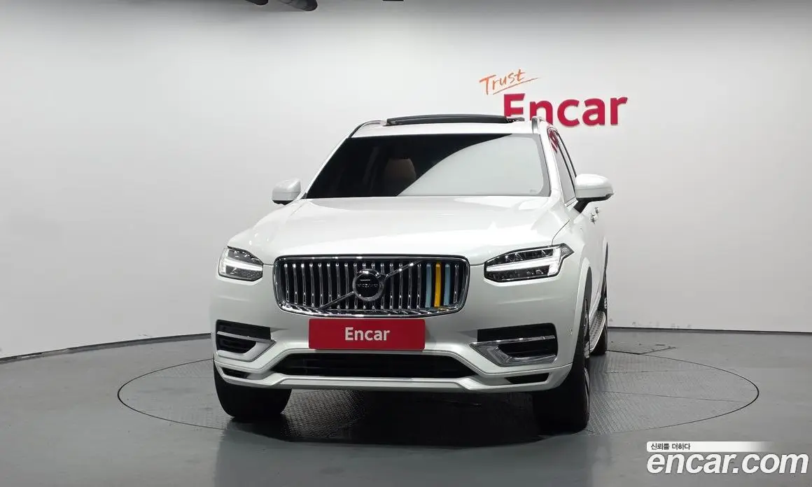 Volvo XC90 2022 2.0 автомат (гидро), фото 3 Volvo XC90 2022 2.0 автомат (гидро), фото 3