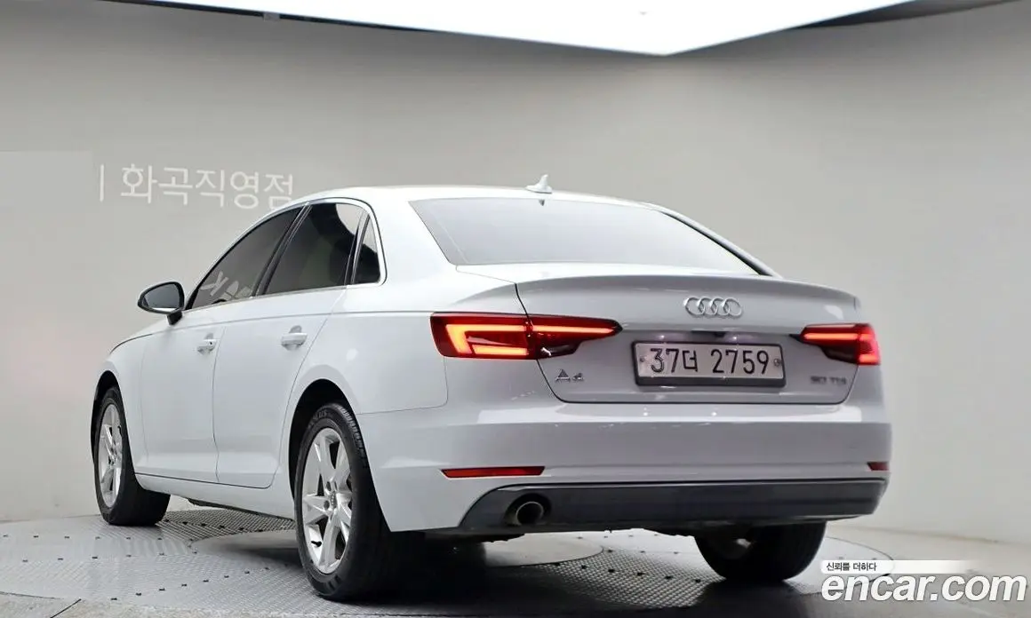 Audi A4 2018 2.0 автомат (гидро), фото 2 Audi A4 2018 2.0 автомат (гидро), фото 2