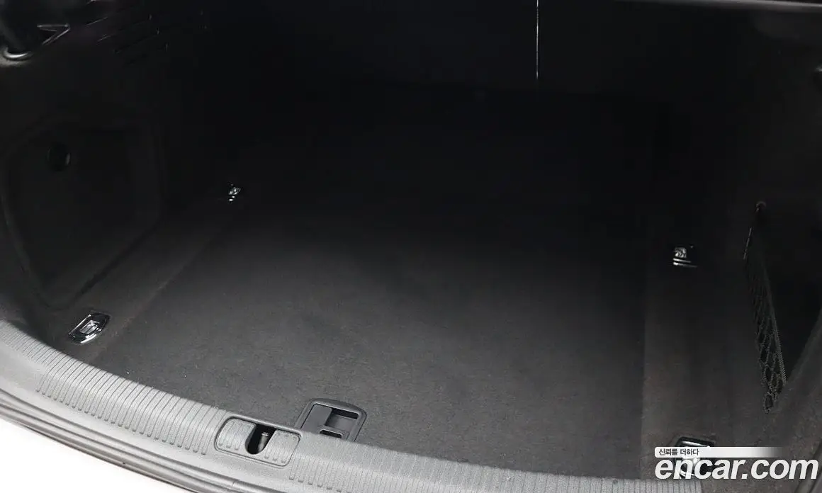 Audi A4 2018 2.0 автомат (гидро), фото 5 Audi A4 2018 2.0 автомат (гидро), фото 5