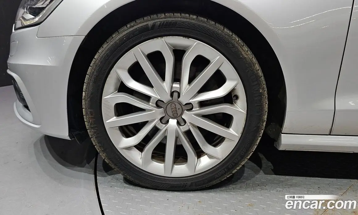 Audi A6 2014 3.0 автомат (гидро), фото 5 Audi A6 2014 3.0 автомат (гидро), фото 5
