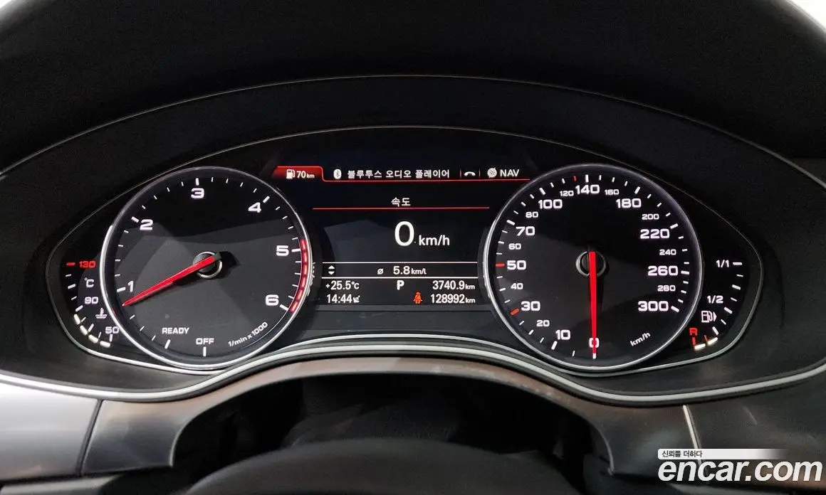 Audi A6 2015 3.0 автомат (гидро), фото 8