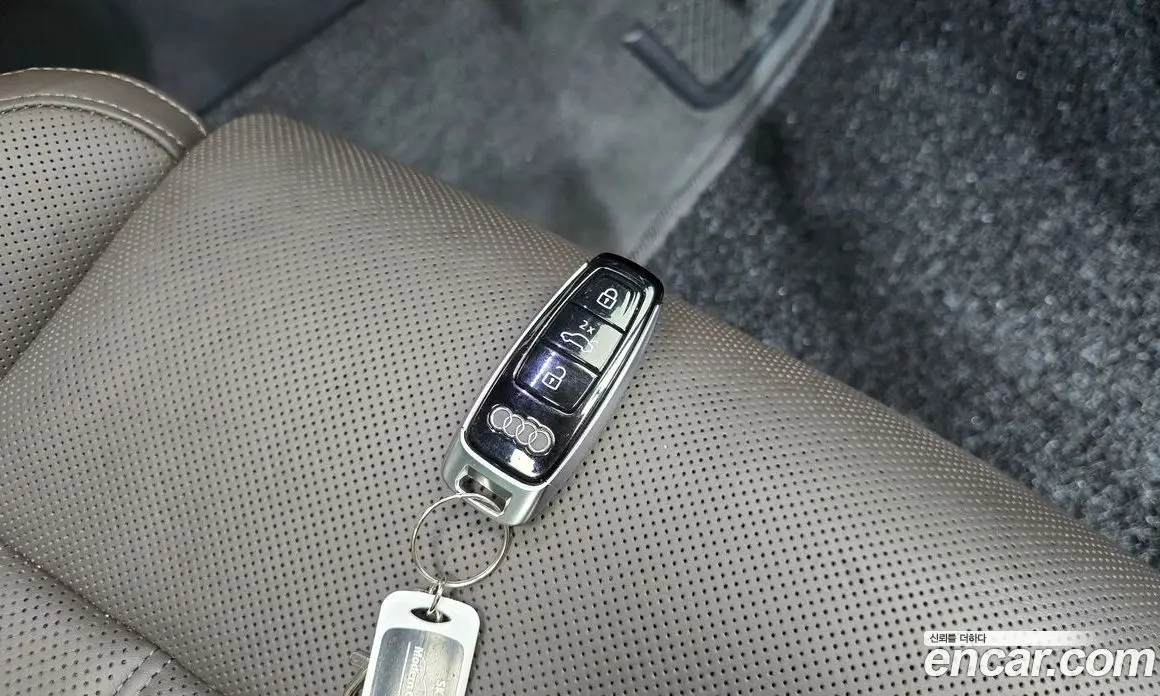 Audi A8 2021 4.0 автомат (гидро), фото 21 Audi A8 2021 4.0 автомат (гидро), фото 21