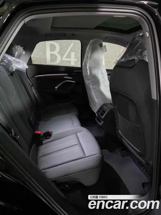 Audi Q5 2025 2.0 автомат (гидро), миниатюра 9 Audi Q5 2025 2.0 автомат (гидро), миниатюра 9