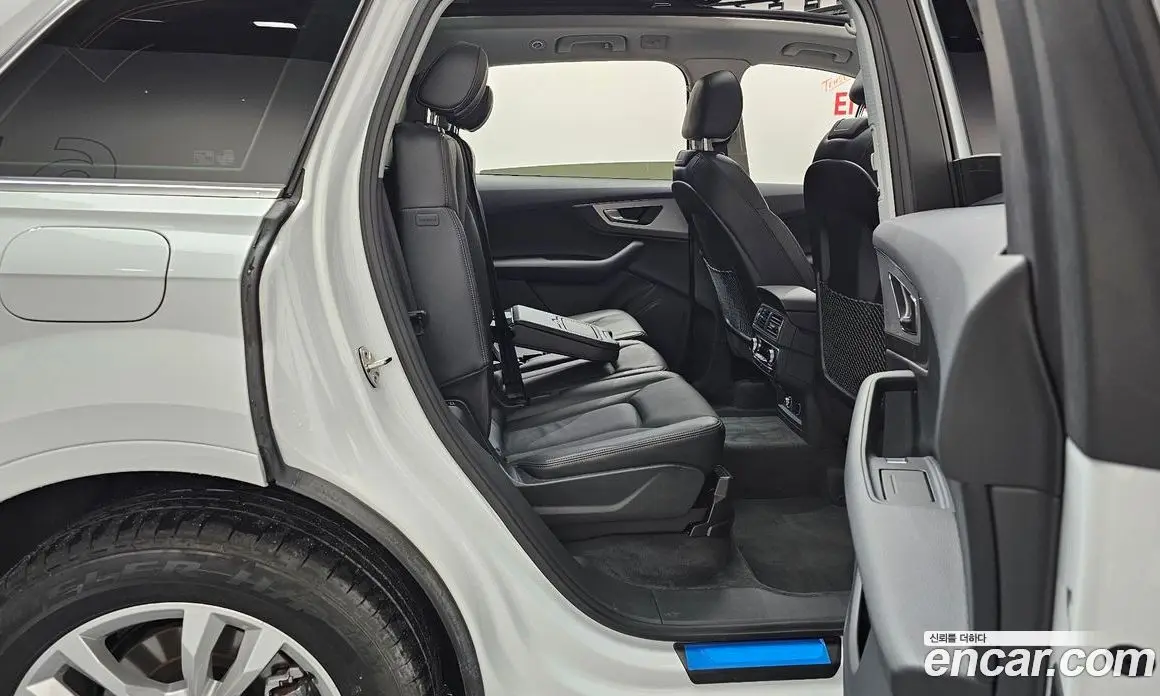 Audi Q7 2019 2.0 автомат (гидро), фото 17 Audi Q7 2019 2.0 автомат (гидро), фото 17