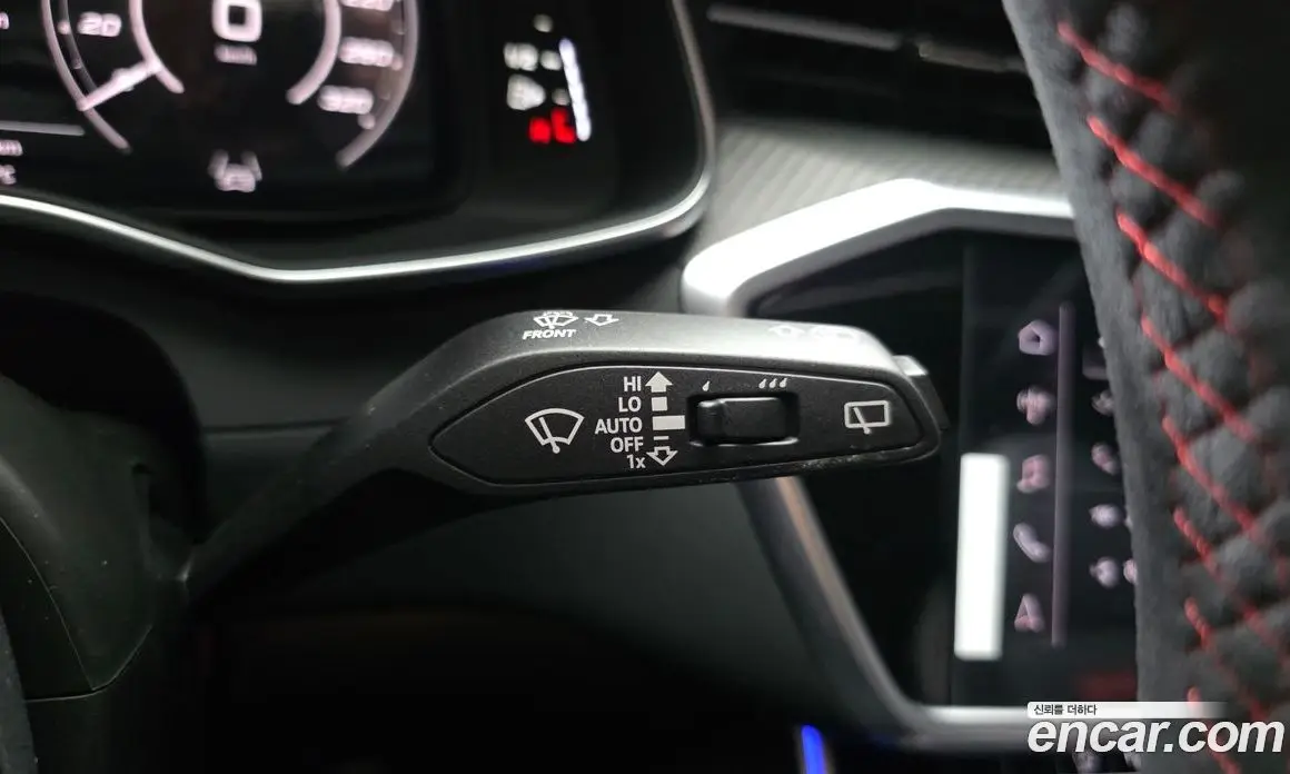 Audi RS6 2025 4.0 автомат (гидро), фото 16 Audi RS6 2025 4.0 автомат (гидро), фото 16