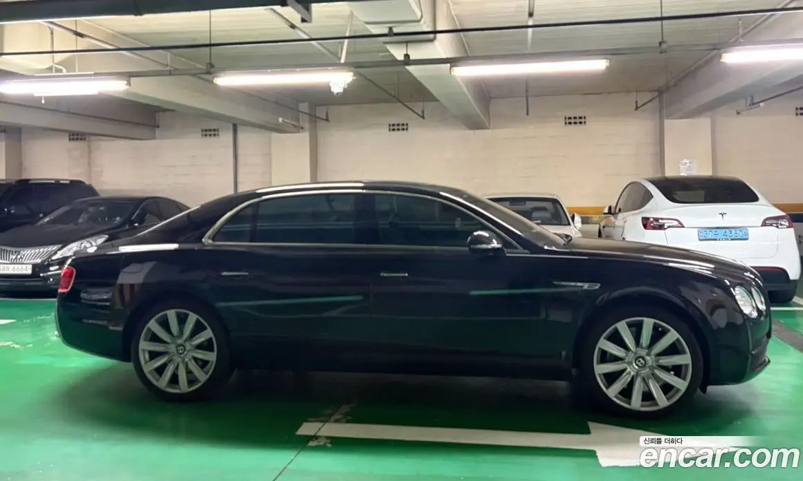 Bentley Flying Spur 2013 6.0 автомат (гидро), фото 7 Bentley Flying Spur 2013 6.0 автомат (гидро), фото 7