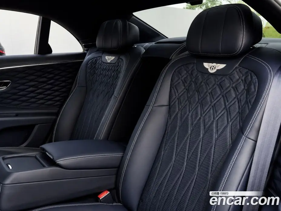 Bentley Flying Spur 2022 4.0 автомат (гидро), фото 11 Bentley Flying Spur 2022 4.0 автомат (гидро), фото 11