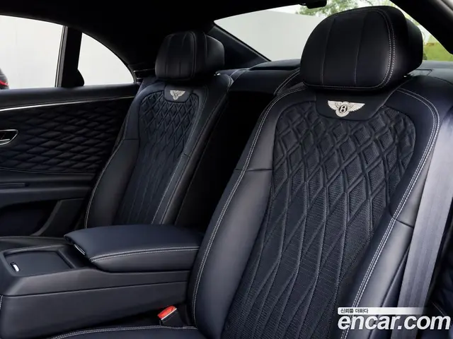 Bentley Flying Spur 2022 4.0 автомат (гидро), миниатюра 11 Bentley Flying Spur 2022 4.0 автомат (гидро), миниатюра 11