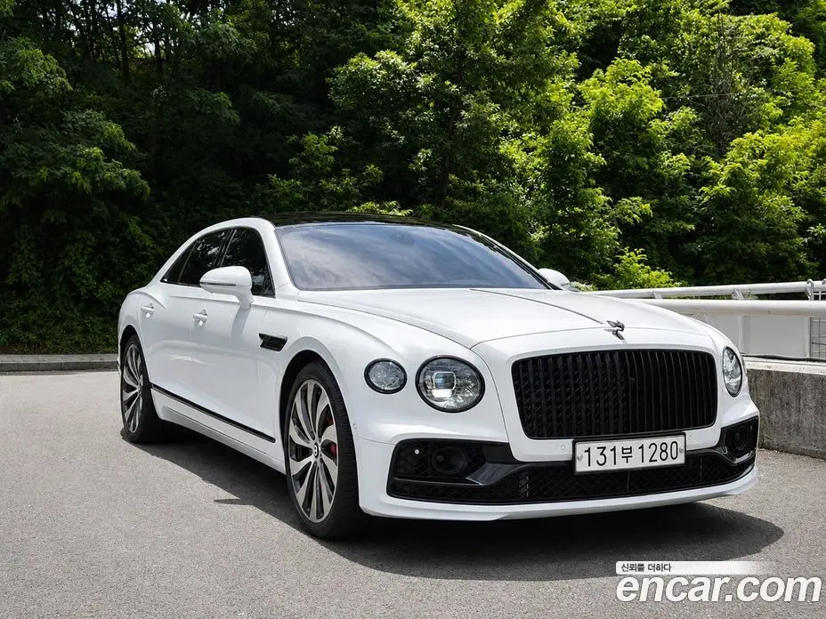 Bentley Flying Spur 2022 4.0 автомат (гидро), фото 12 Bentley Flying Spur 2022 4.0 автомат (гидро), фото 12