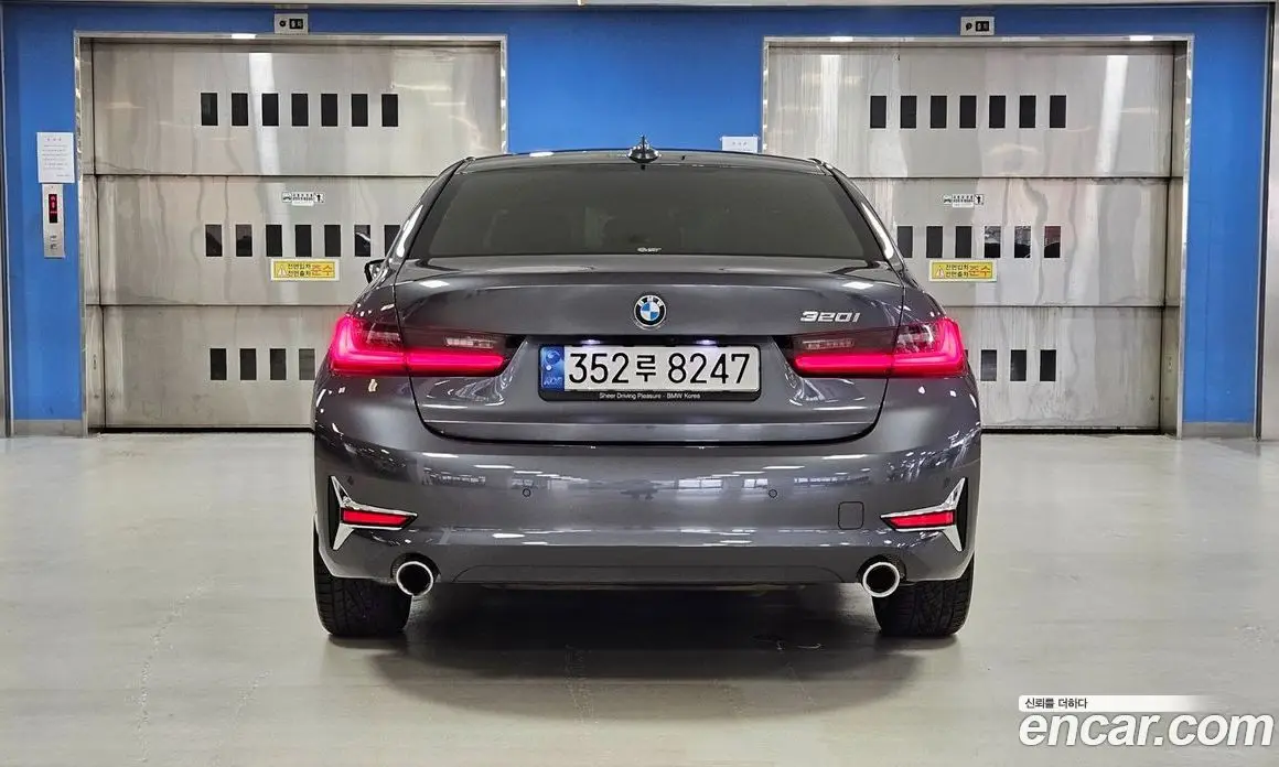 BMW 3 серия 2022 2.0 автомат (гидро), фото 4 BMW 3 серия 2022 2.0 автомат (гидро), фото 4