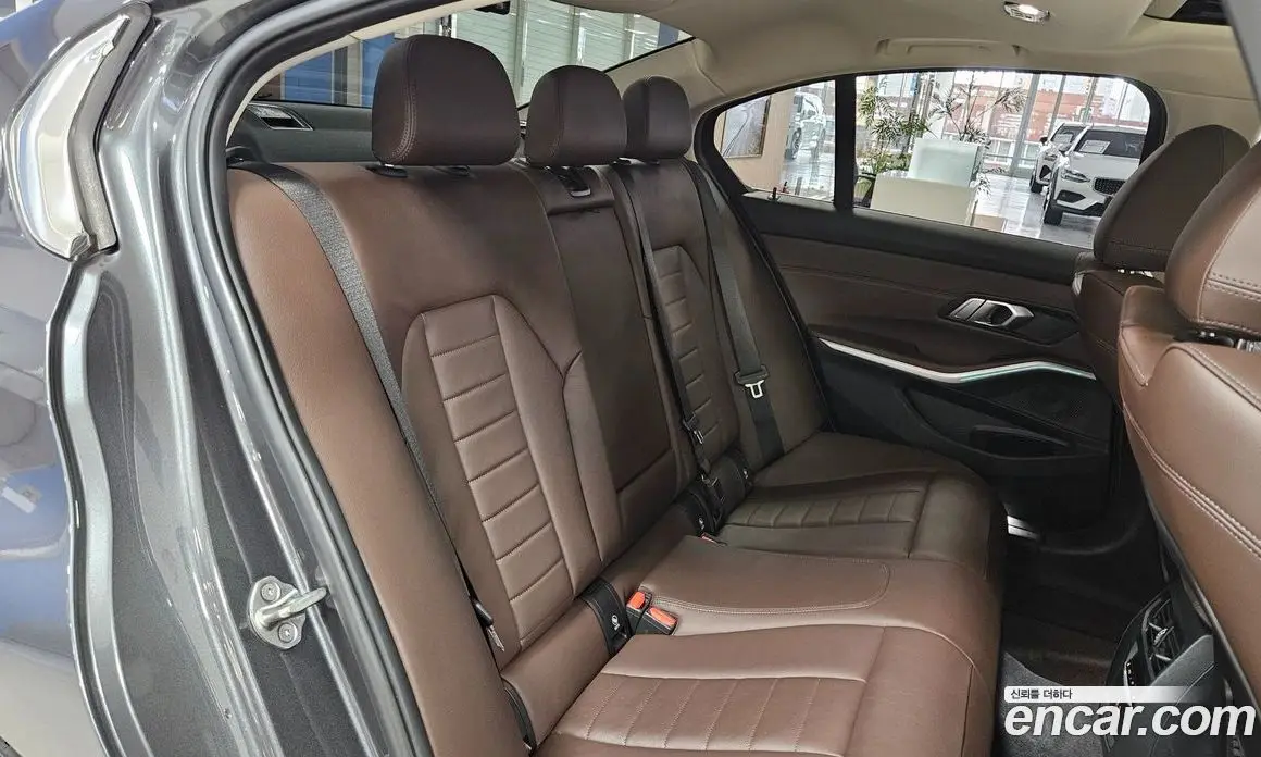 BMW 3 серия 2022 2.0 автомат (гидро), фото 10 BMW 3 серия 2022 2.0 автомат (гидро), фото 10