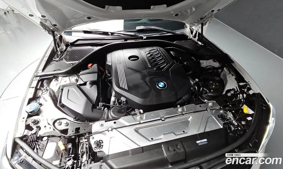 BMW 3 серия 2024 3.0 автомат (гидро), фото 6 BMW 3 серия 2024 3.0 автомат (гидро), фото 6