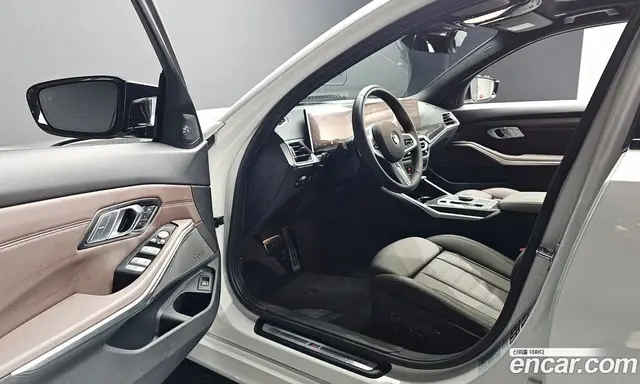 BMW 3 серия 2024 3.0 автомат (гидро), миниатюра 10 BMW 3 серия 2024 3.0 автомат (гидро), миниатюра 10