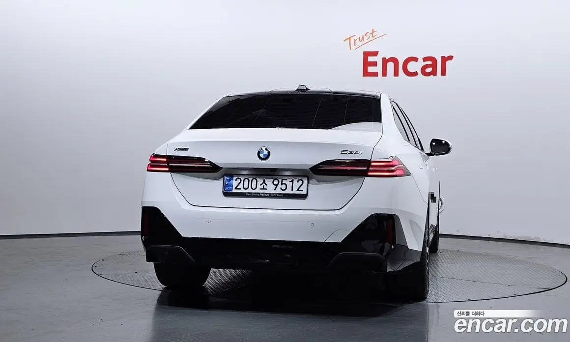 BMW 5 серия 2024 2.0 автомат (гидро), фото 4 BMW 5 серия 2024 2.0 автомат (гидро), фото 4