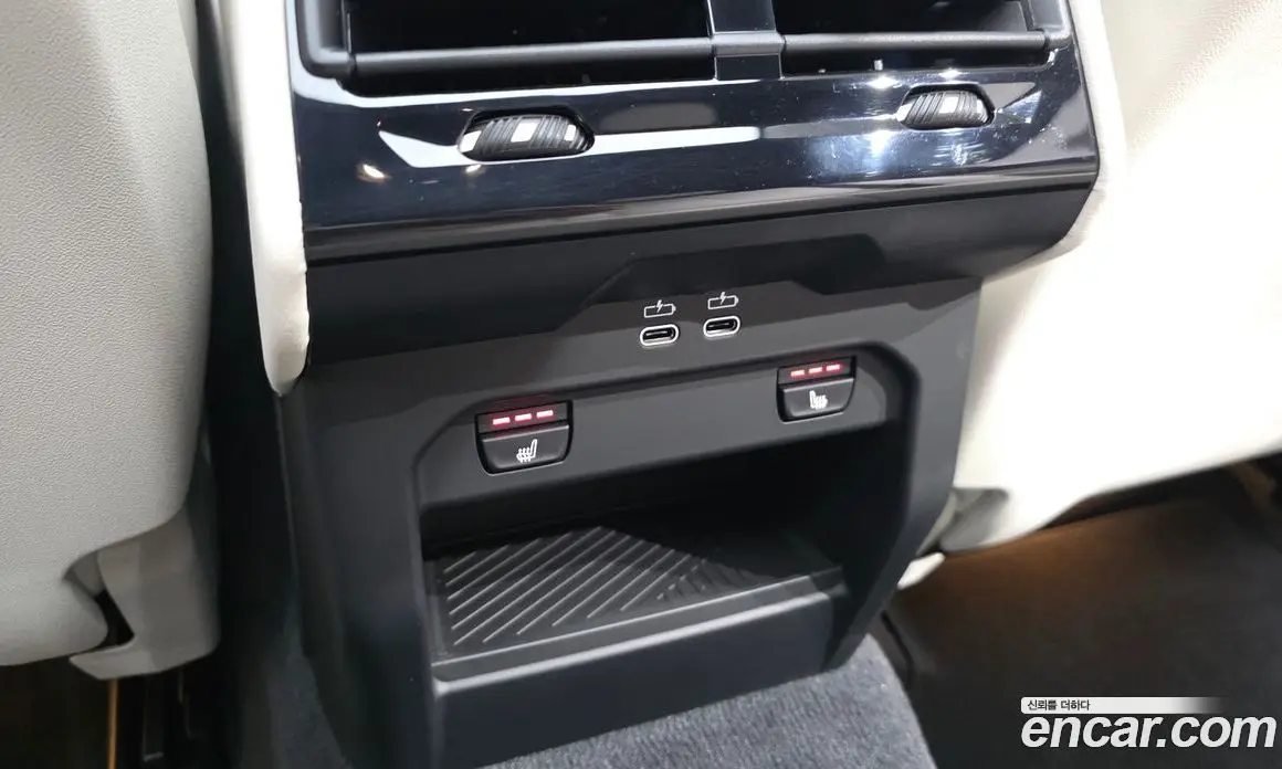 BMW 5 серия 2025 2.0 автомат (гидро), фото 24 BMW 5 серия 2025 2.0 автомат (гидро), фото 24