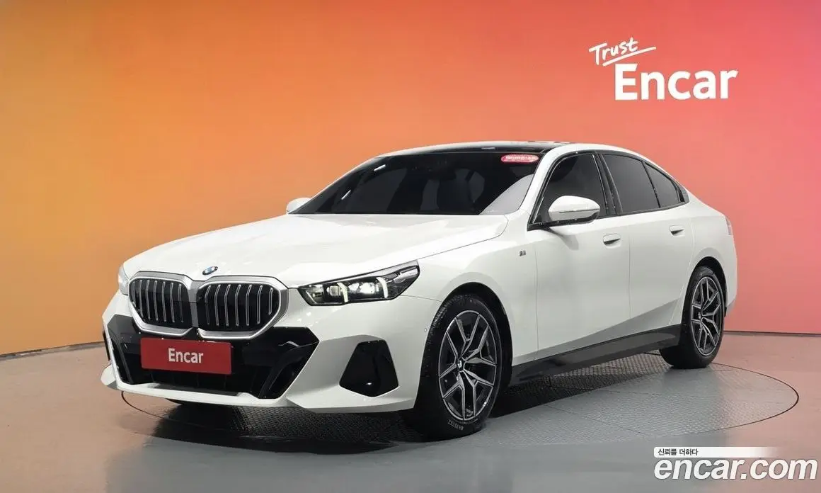 BMW 5 серия 2025 2.0 автомат (гидро), фото 30 BMW 5 серия 2025 2.0 автомат (гидро), фото 30