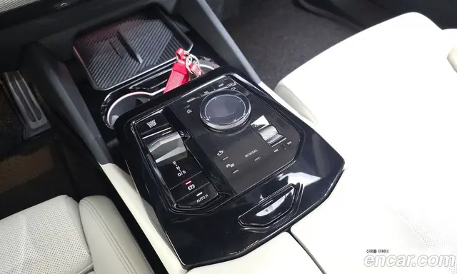 BMW 5 серия 2025 2.0 автомат (гидро), миниатюра 12